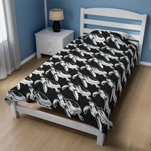 Load image into Gallery viewer, Bluwaii Velveteen Plush Blanket