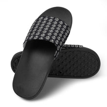 Load image into Gallery viewer, Bluwaii PVC home slippers (men's and women's)