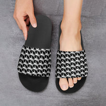 Load image into Gallery viewer, Bluwaii PVC home slippers (men's and women's)