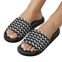 Load image into Gallery viewer, Bluwaii PVC home slippers (men's and women's)