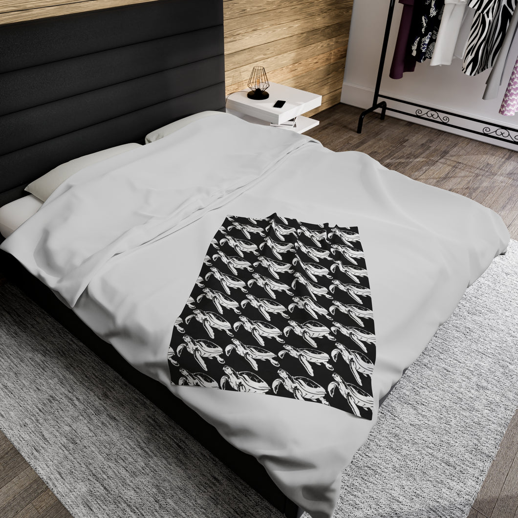 Bluwaii Velveteen Plush Blanket