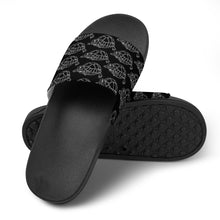 Load image into Gallery viewer, Bluwaii PVC home slippers (men&#39;s and women&#39;s)
