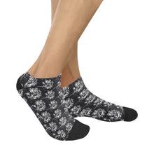 Load image into Gallery viewer, Bluwaii Men&#39;s Ankle Socks
